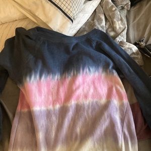 Cute ombre light sweater